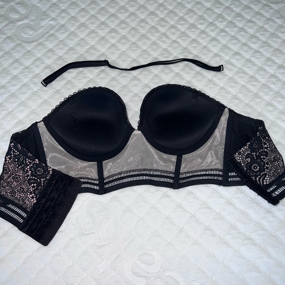 Victoria Secret Bra size 34B - Picture 2 of 3